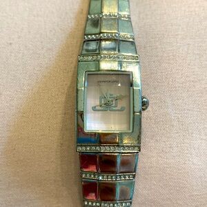 🔥JENNIFER LOPEZ SQUARE FACE WATCH RARE FIND🔥